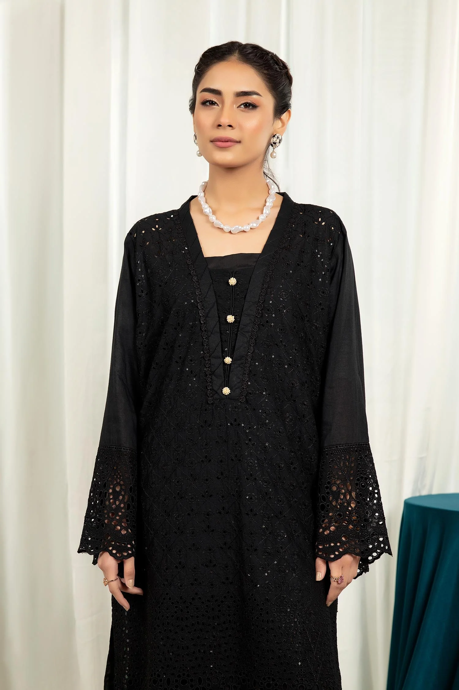 Woodsmoke - Embroidered Stitch Chikankari Kurti - Image 3