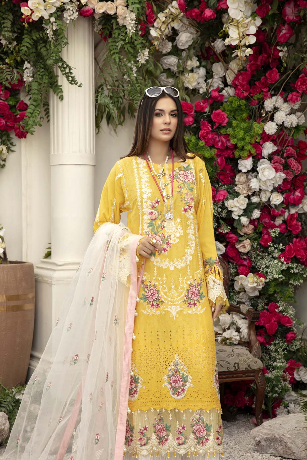 Xanthic - Schiffli Embroidered Lawn (3PC) - Image 4