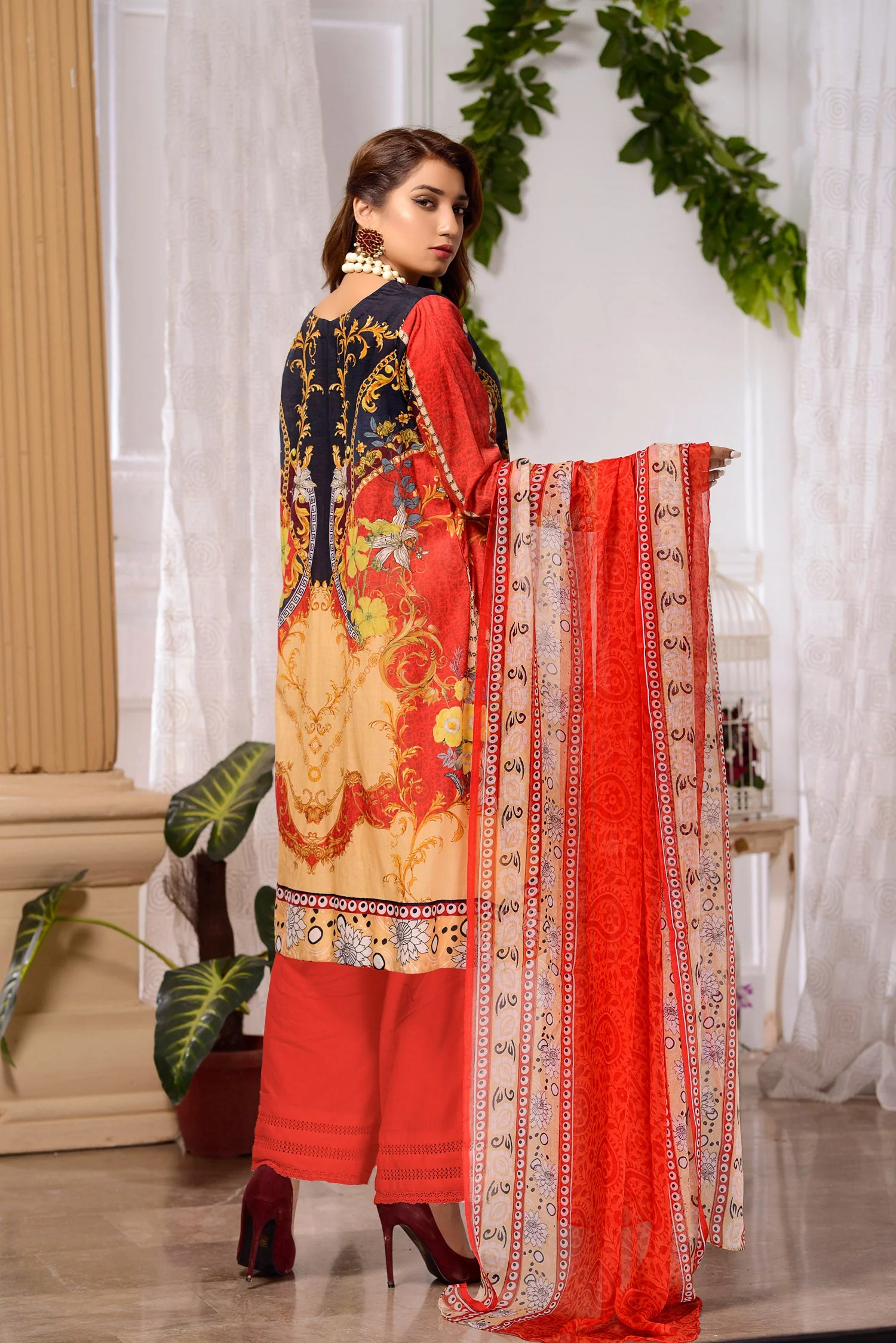 Zinnia  - DIGITAL PRINTED & EMBROIDERED LAWN 3PC - Image 2